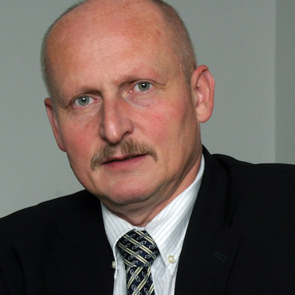 Pöpperl: Prioritu má budoucnost